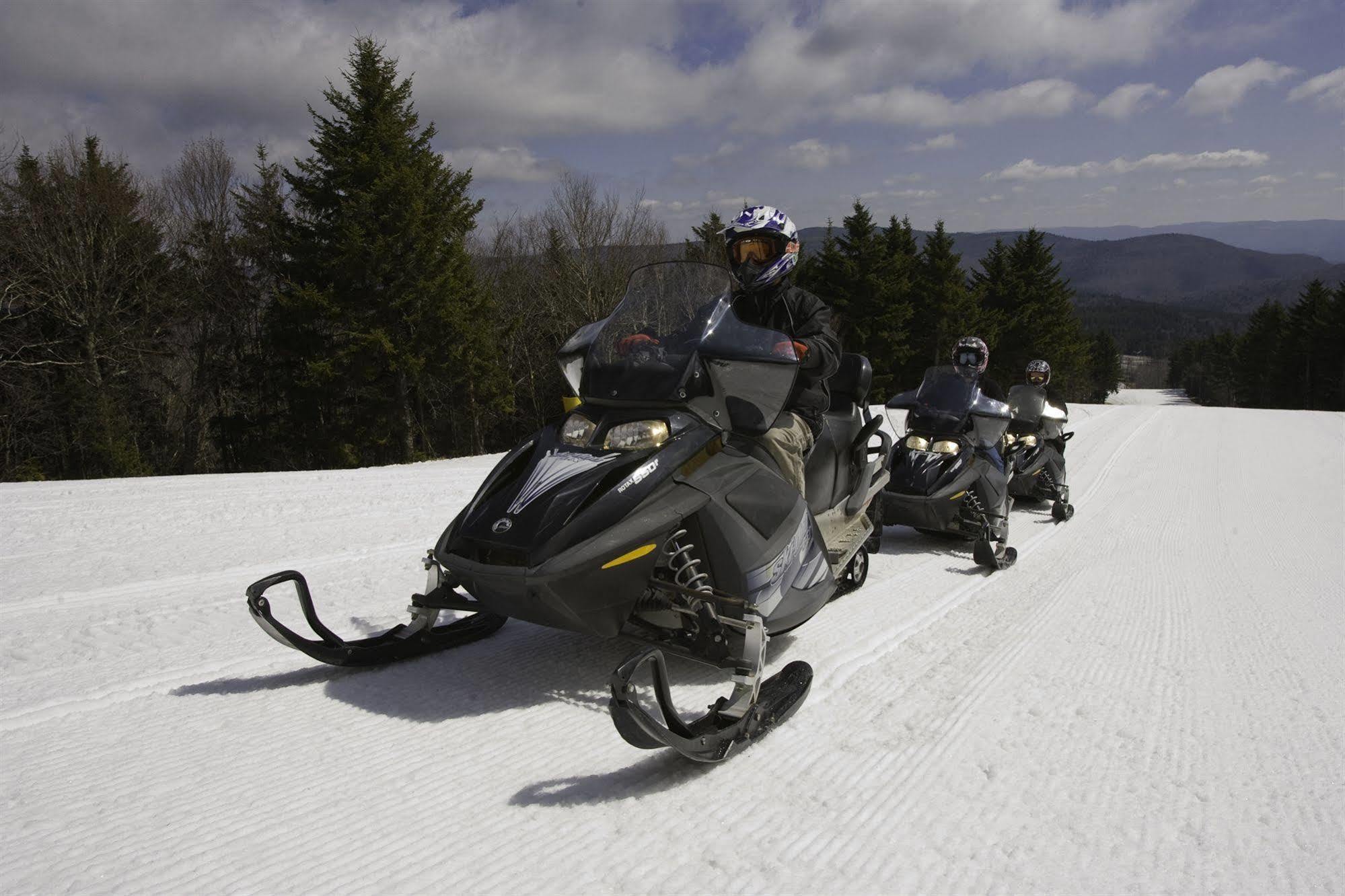 Seneca - Snowshoe Exterior photo